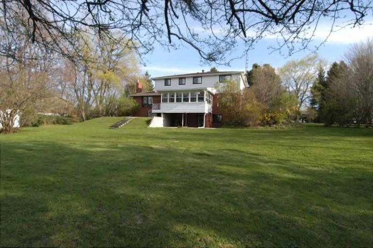 10Caledon villageOnAlmost