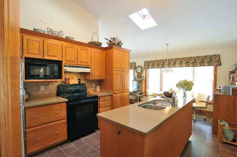 15Caledone10AcresWithSpringFedPond