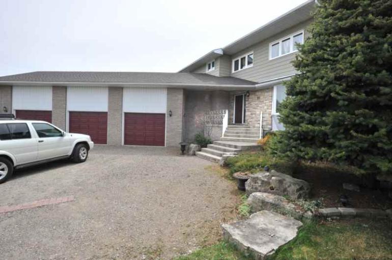 2CaledonCountryLiving
