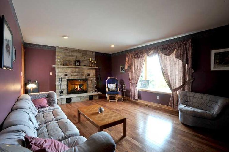 8CaledonCountryLiving