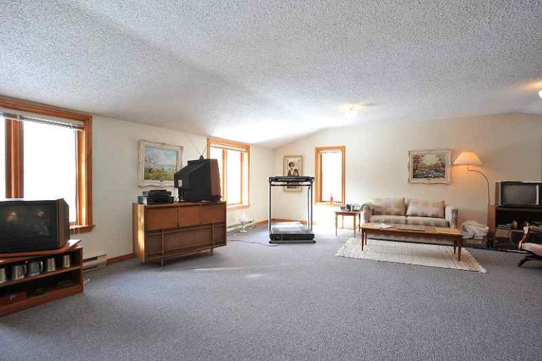 9Caledone10AcresWithSpringFedPond