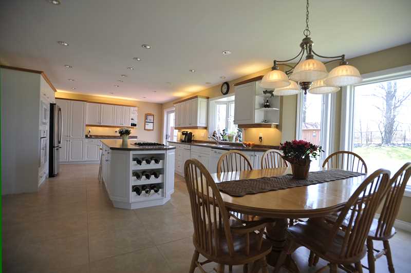 Walk-out to deck, kitchen