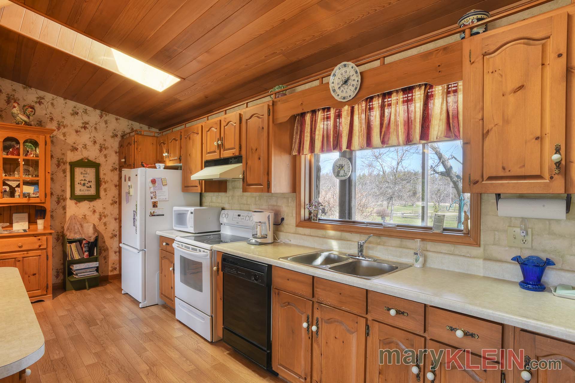 Kitchen Cabinetry 