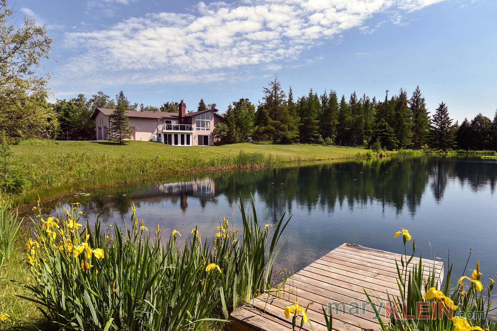 Raised Bungalow for sale, West of Orangeville, Home For Sale