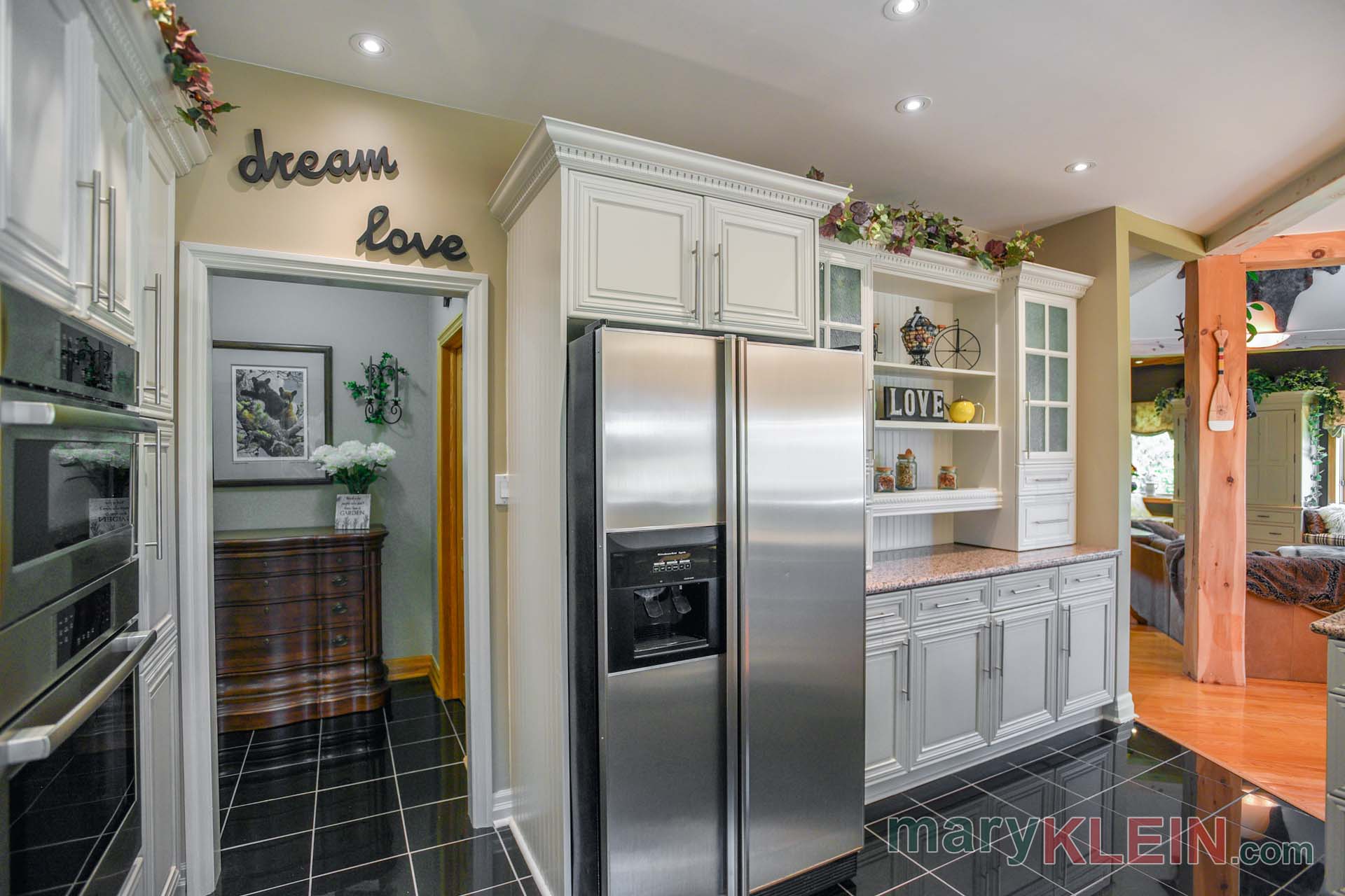 stainless steel appliances 