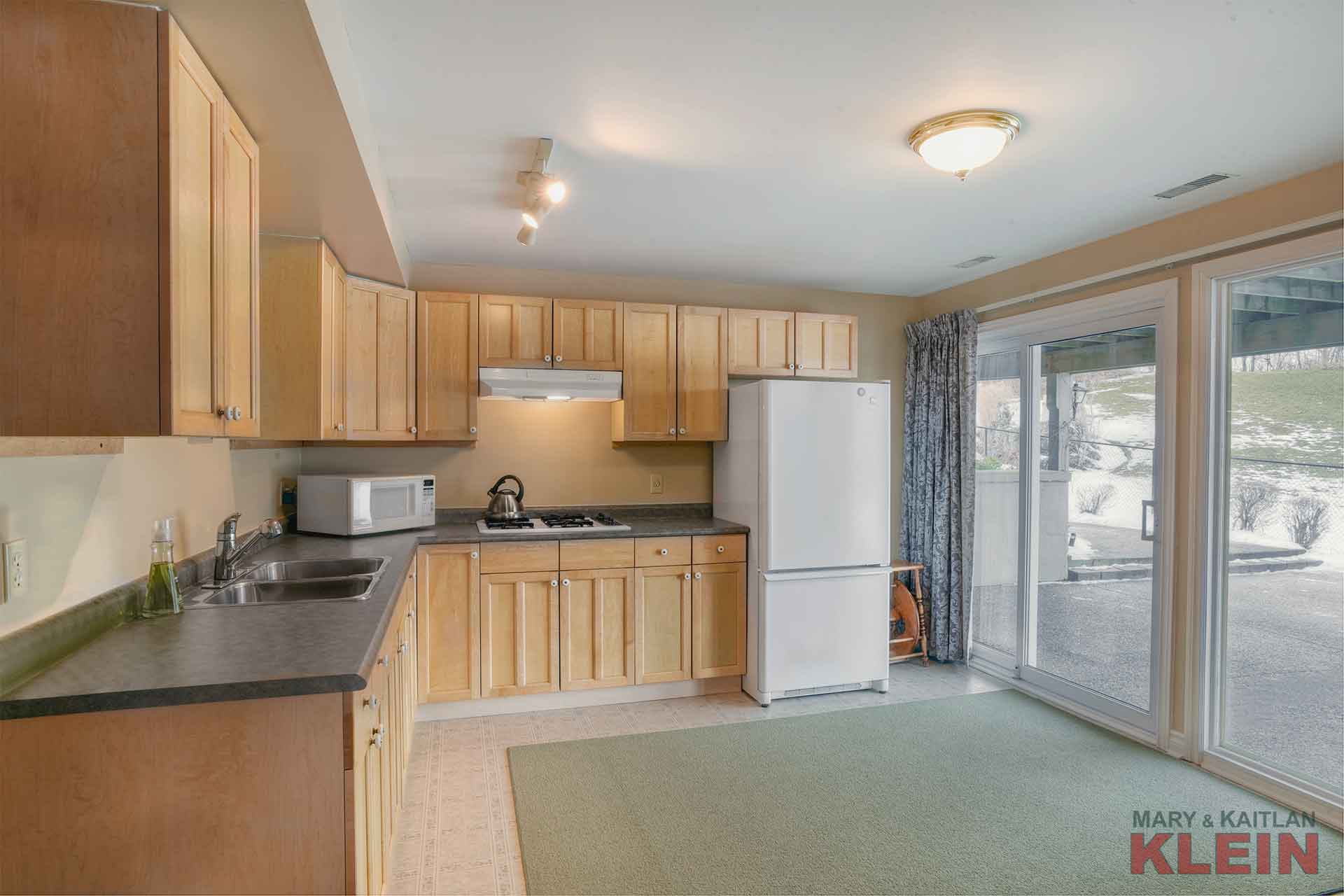 Maple kitchen, lower level, 2 kitchens