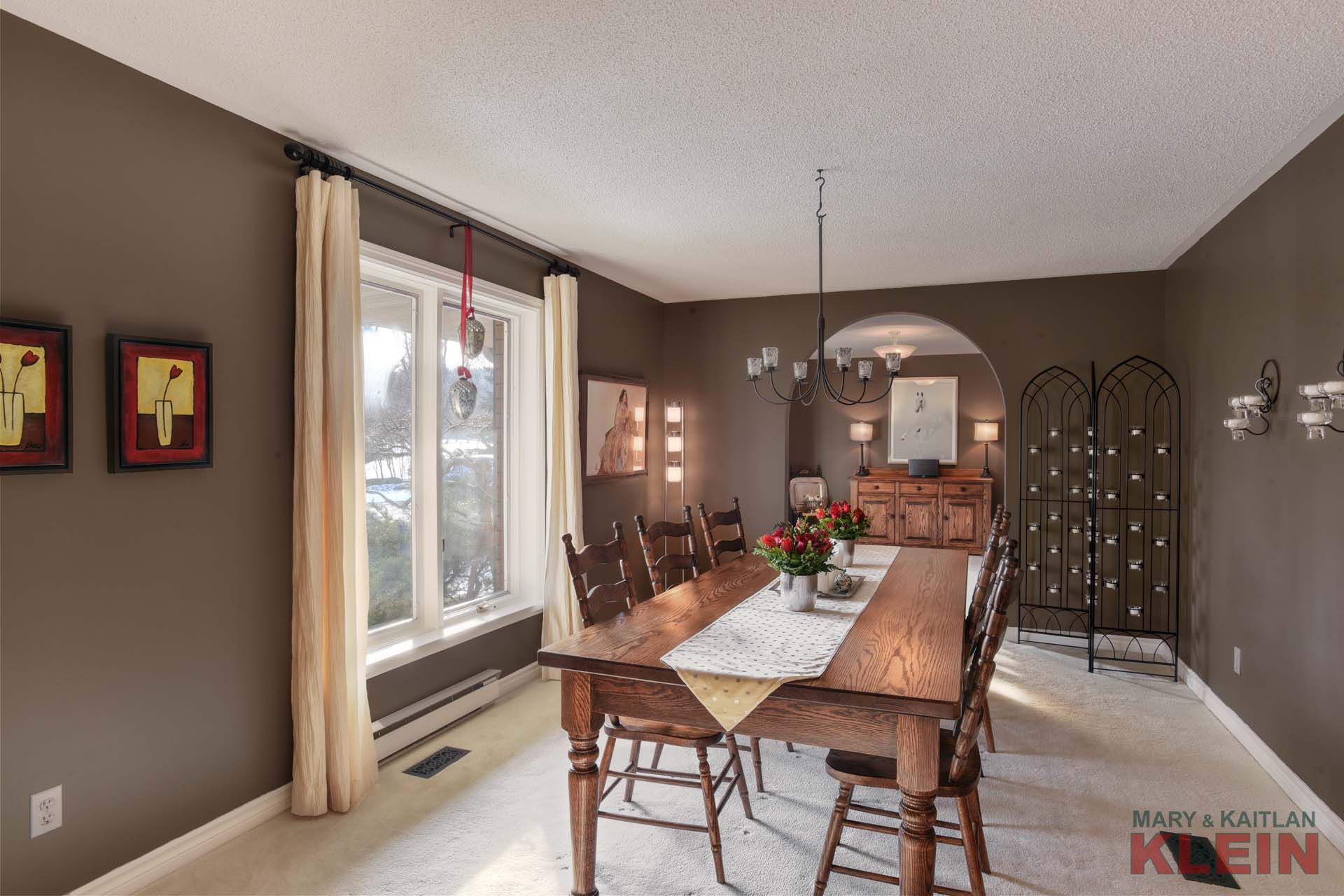 Formal Dining Room 