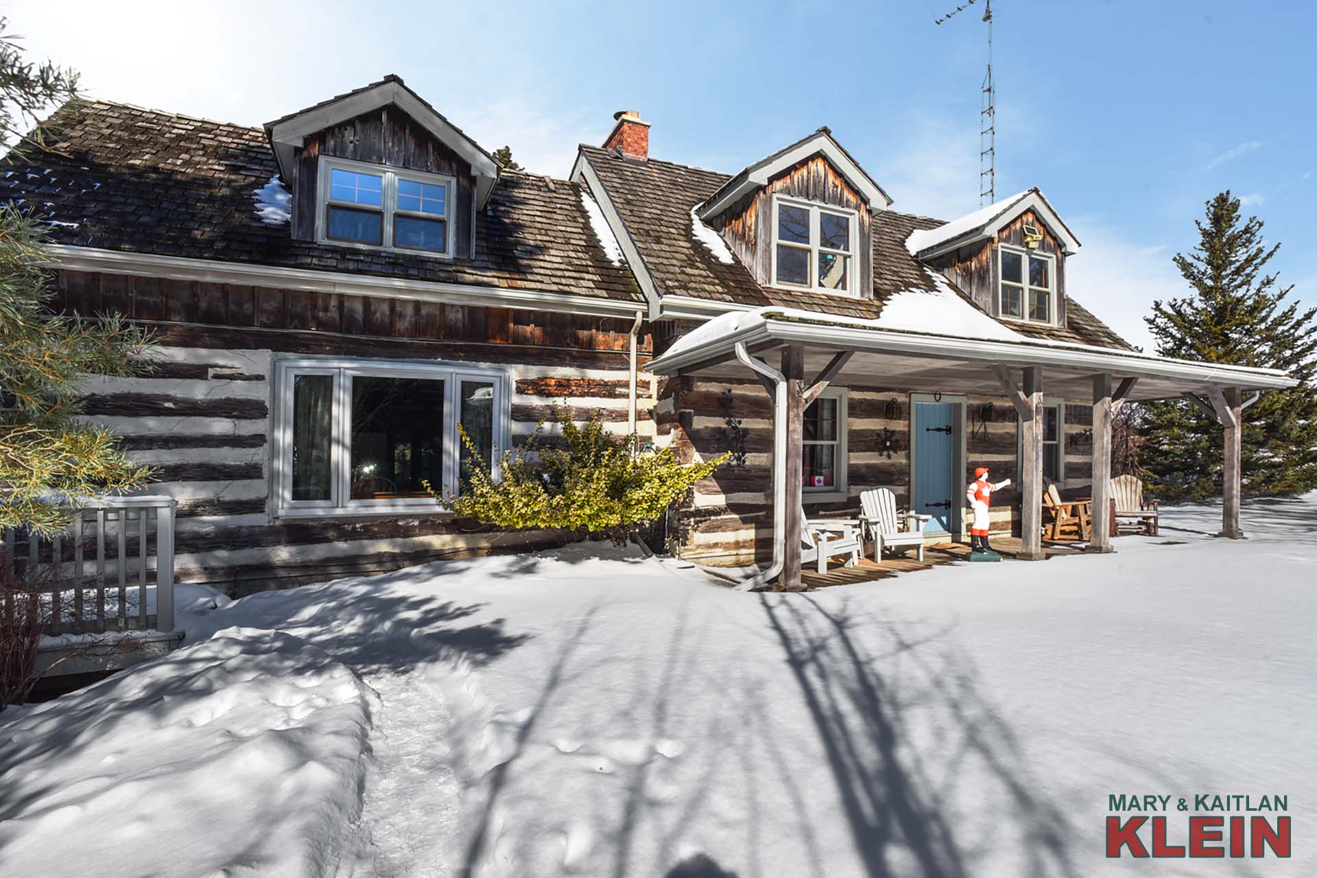 2-Bedroom Log Home