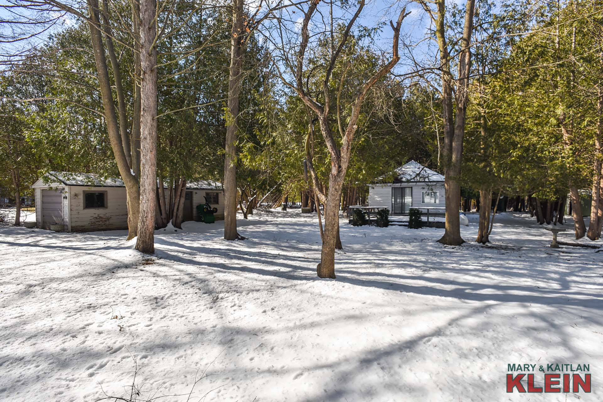 Detached Garage, Cottage