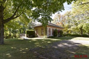 Caledon Rosehill Schoolhouse Circa 1872