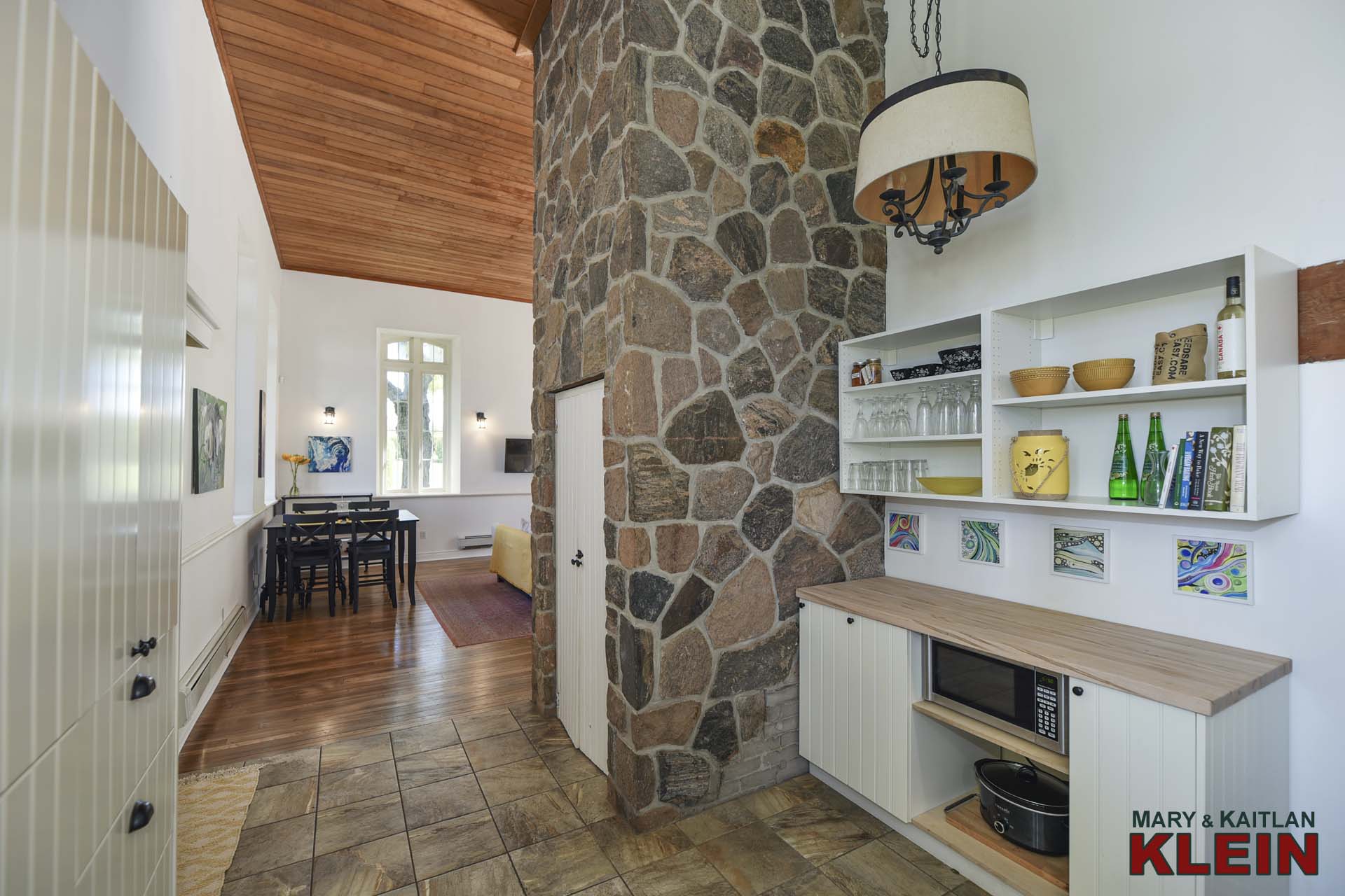 Kitchen - Exposed Stone Wall