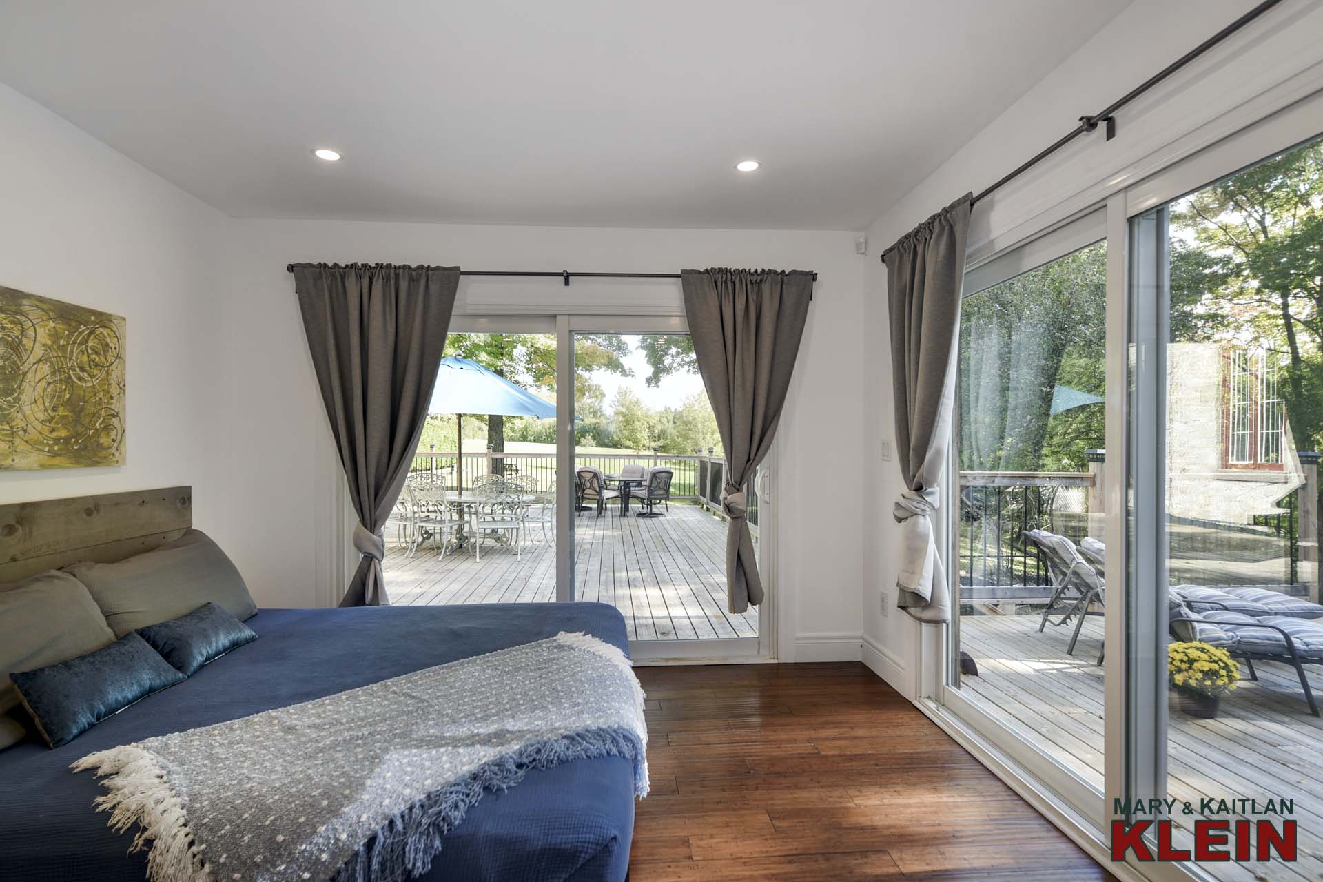 Master Bedroom - Bamboo Flooring, 3-piece Ensuite, Sliding Barn doors