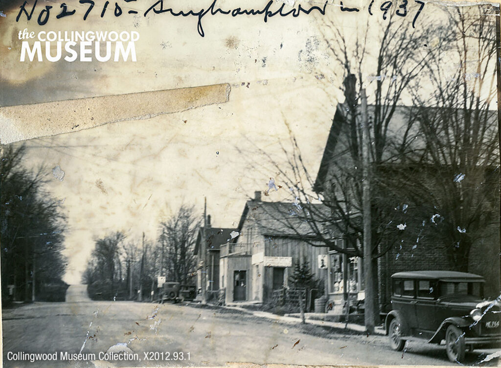 CountyRd124_794093_Singhampton_Outside_VintagePhoto2